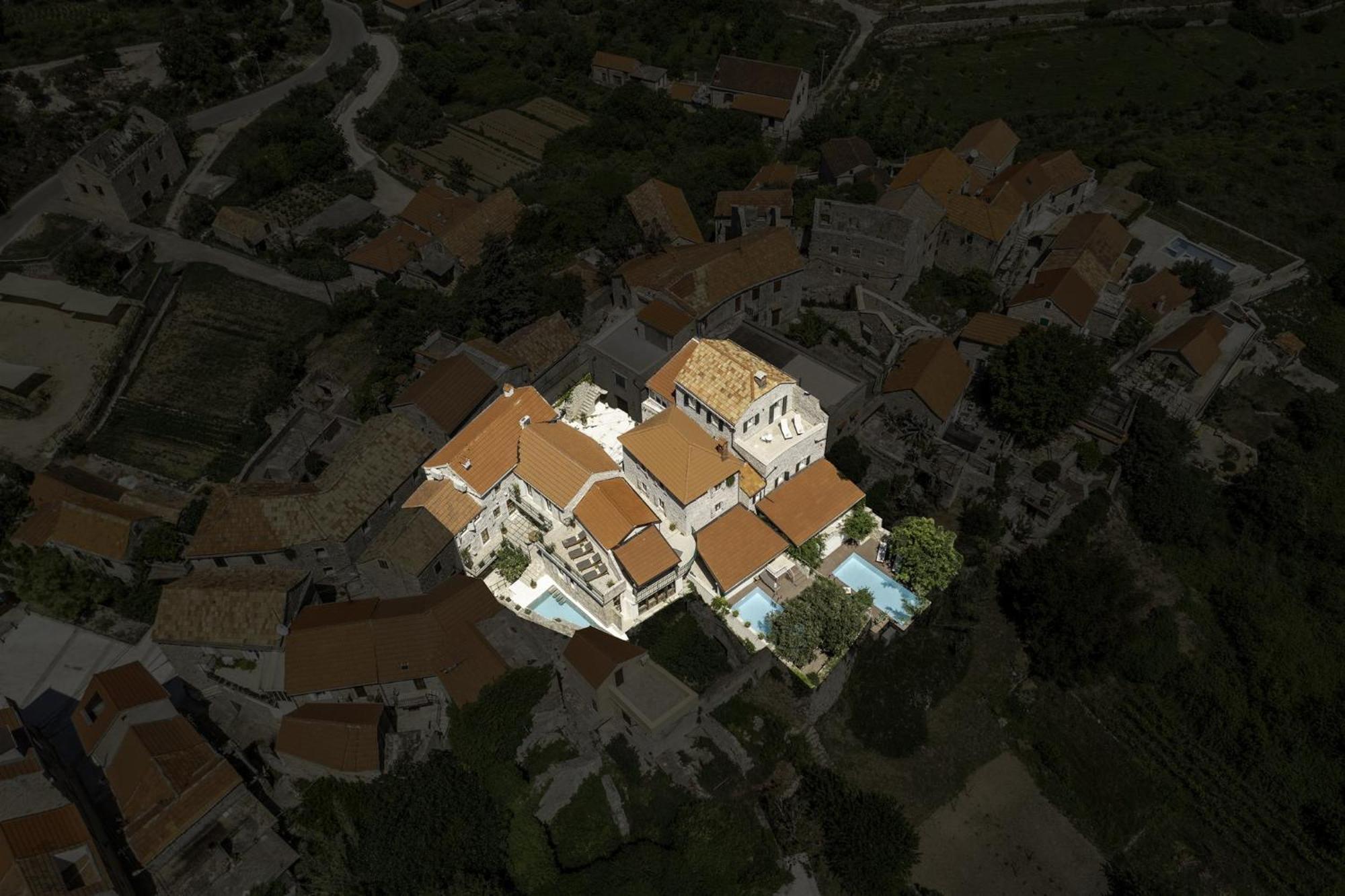 Dvor Pitve Villas Jelsa  Zewnętrze zdjęcie